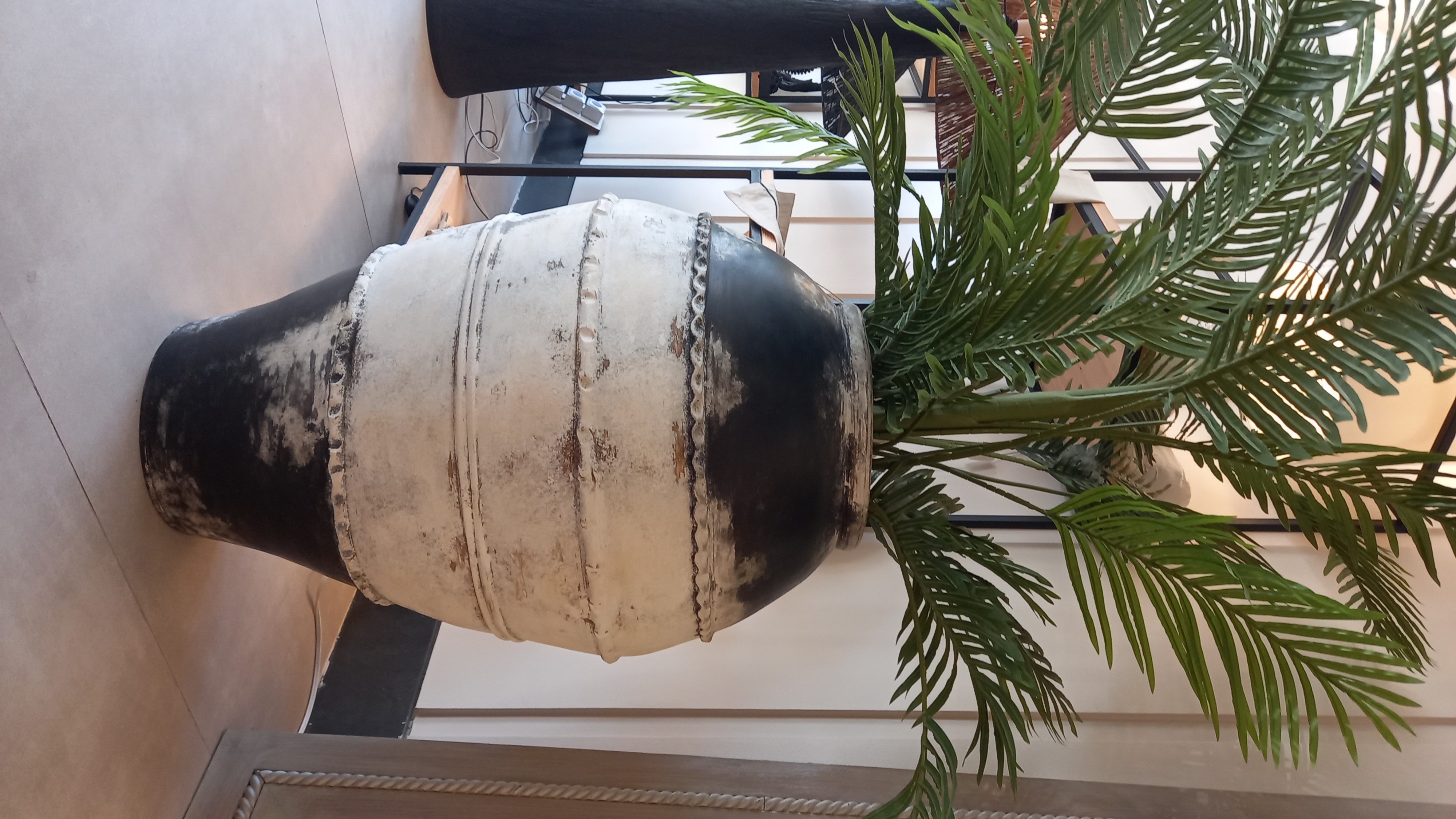 گلدان ۹۰ سانتی پتینه سارا