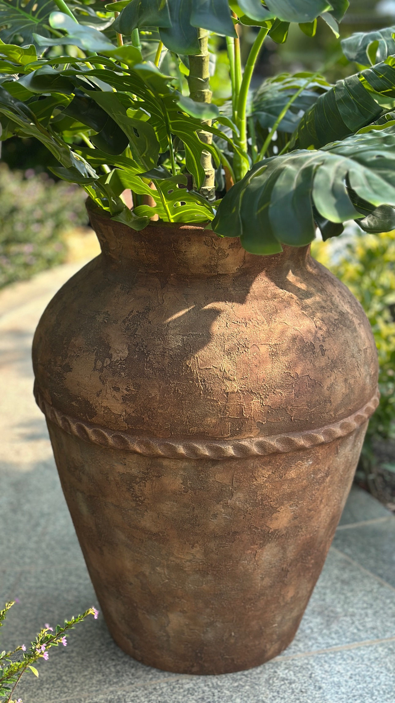 گلدان پتینه برجسته